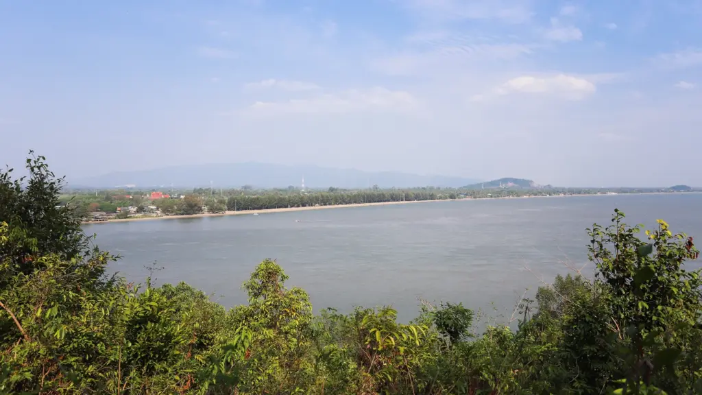 Laem Sing Beach and coastline viewed from Phairi Phinat Fort in Chanthaburi